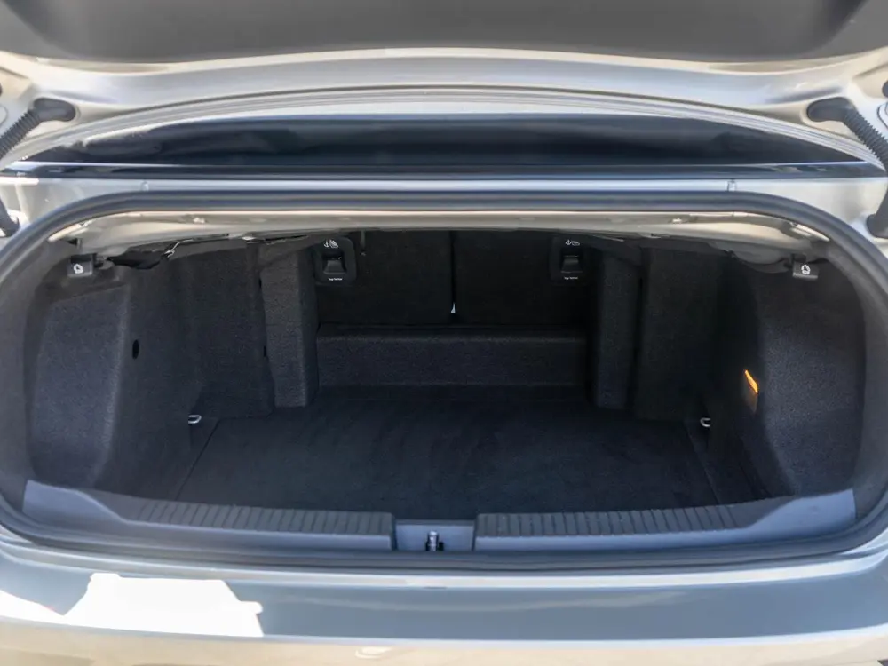 Volkswagen T-Roc Cabrio 1.5 TSI R-Line DSG(Automaat) - Leder uit 2020, foto 16