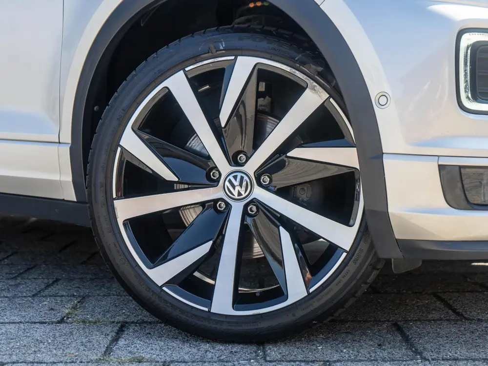 Volkswagen T-Roc Cabrio 1.5 TSI R-Line DSG(Automaat) - Leder uit 2020, foto 17