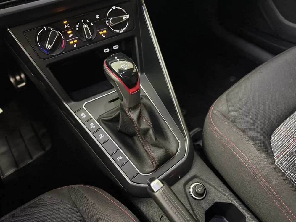 Volkswagen Polo 2.0 TSI GTI | Virtual | Stoelverw.| IQ-light uit 2023, foto 7