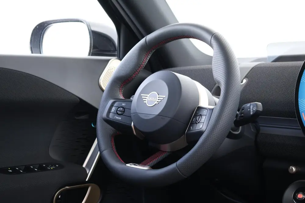 Mini Aceman E John Cooper Works L 42.5 kWh uit 2026, foto 11