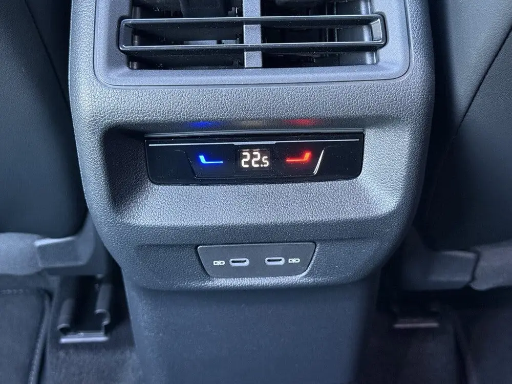 Volkswagen Tayron 1.5 eHybrid R-Line 272pk | Trekhaak | 360 uit 2026, foto 20