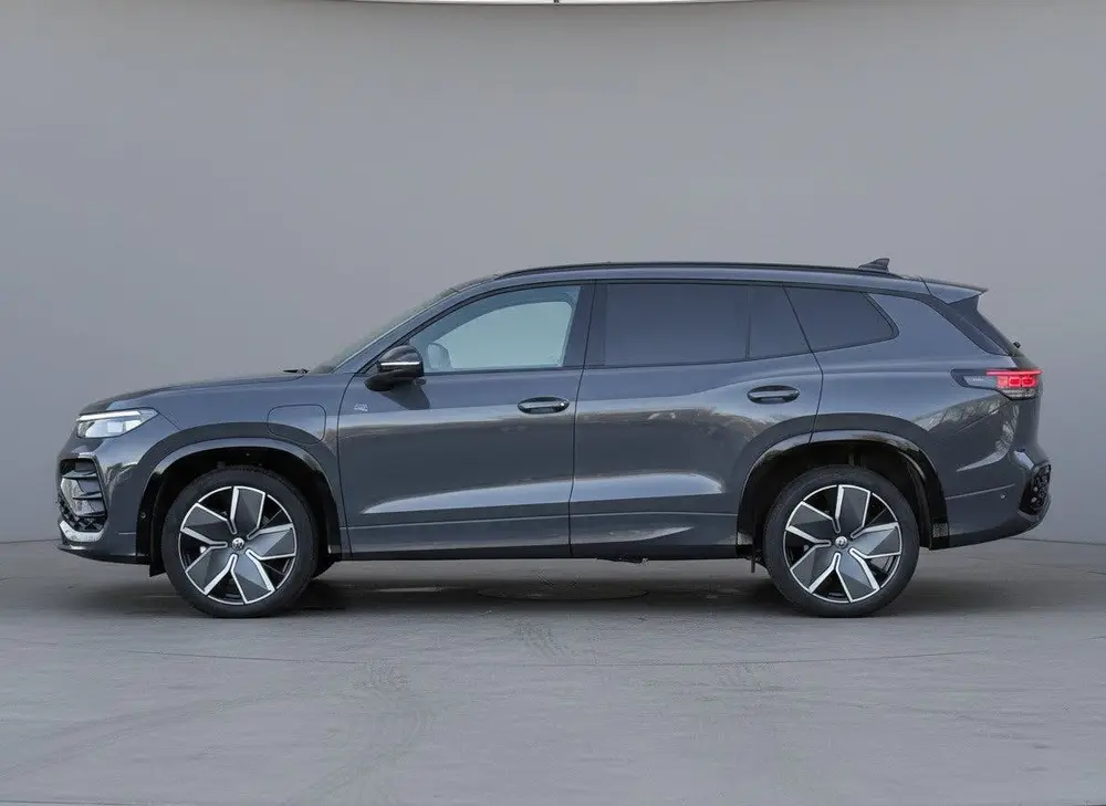 Volkswagen Tayron 1.5 eHybrid R-Line 272pk | Trekhaak | 360 uit 2026, foto 7