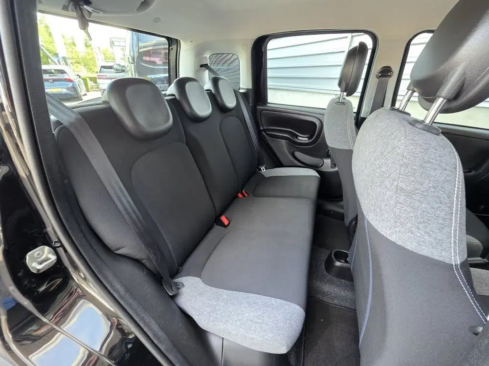 Fiat Panda Hybrid Cross uit 2023, foto 14