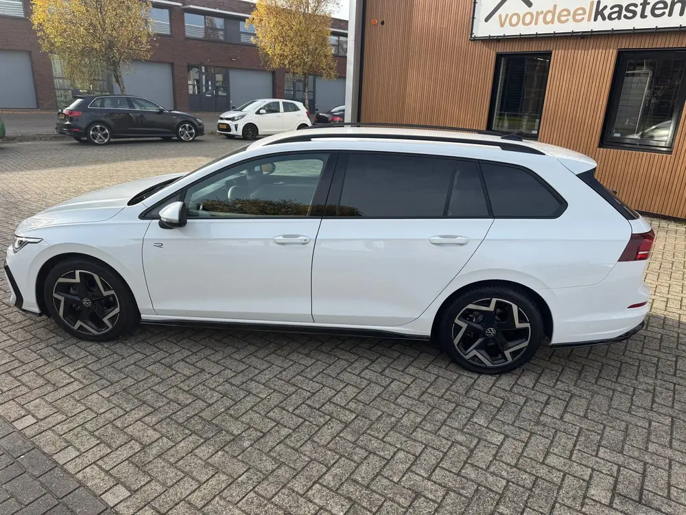Volkswagen Golf Variant 1.5 TSI R-Line Edition Parkeer Camer uit 2025, foto 3