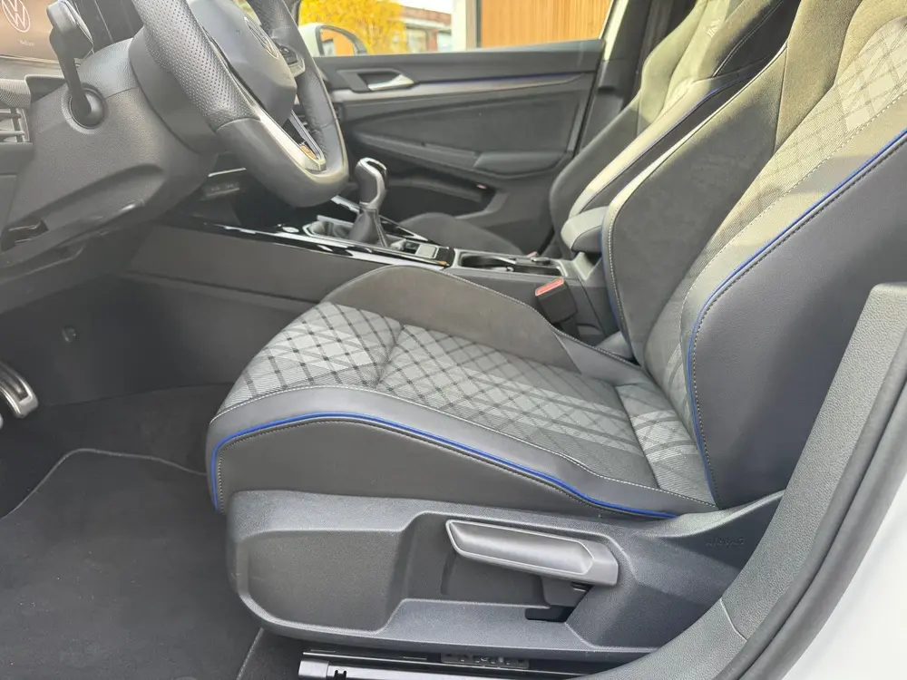 Volkswagen Golf Variant 1.5 TSI R-Line Edition Parkeer Camer uit 2025, foto 9