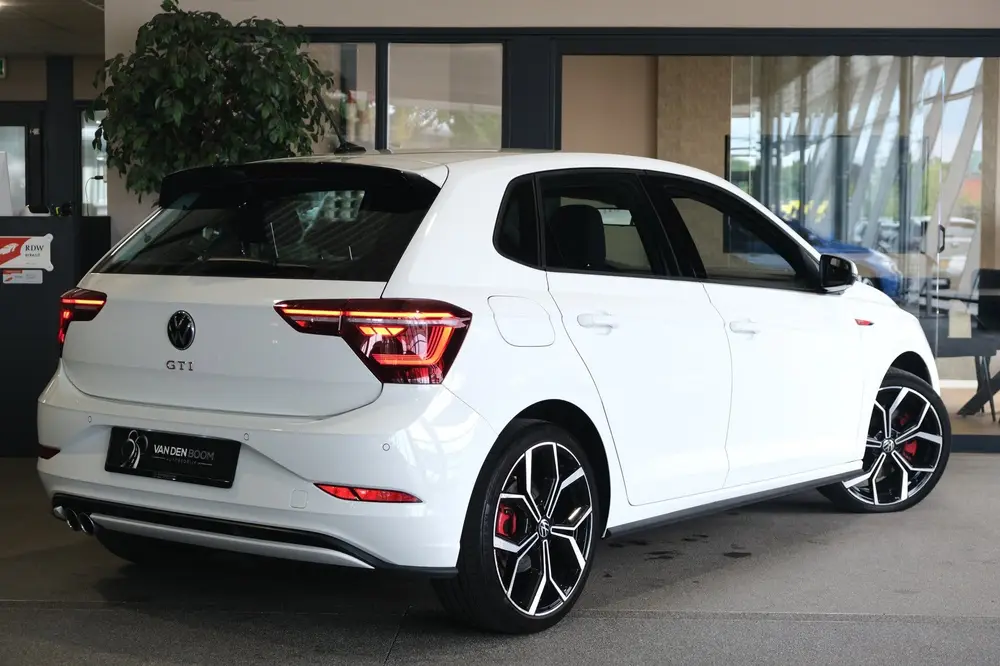 Volkswagen Polo 2.0 TSI GTI Facelift DSG 207PK IQ Matrix Led uit 2022, foto 2