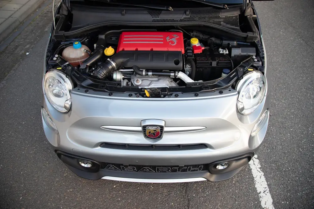 Abarth 695 1.4 T-Jet Rivale | Akrapovic | Beats | Nieuwe Dis uit 2019, foto 13