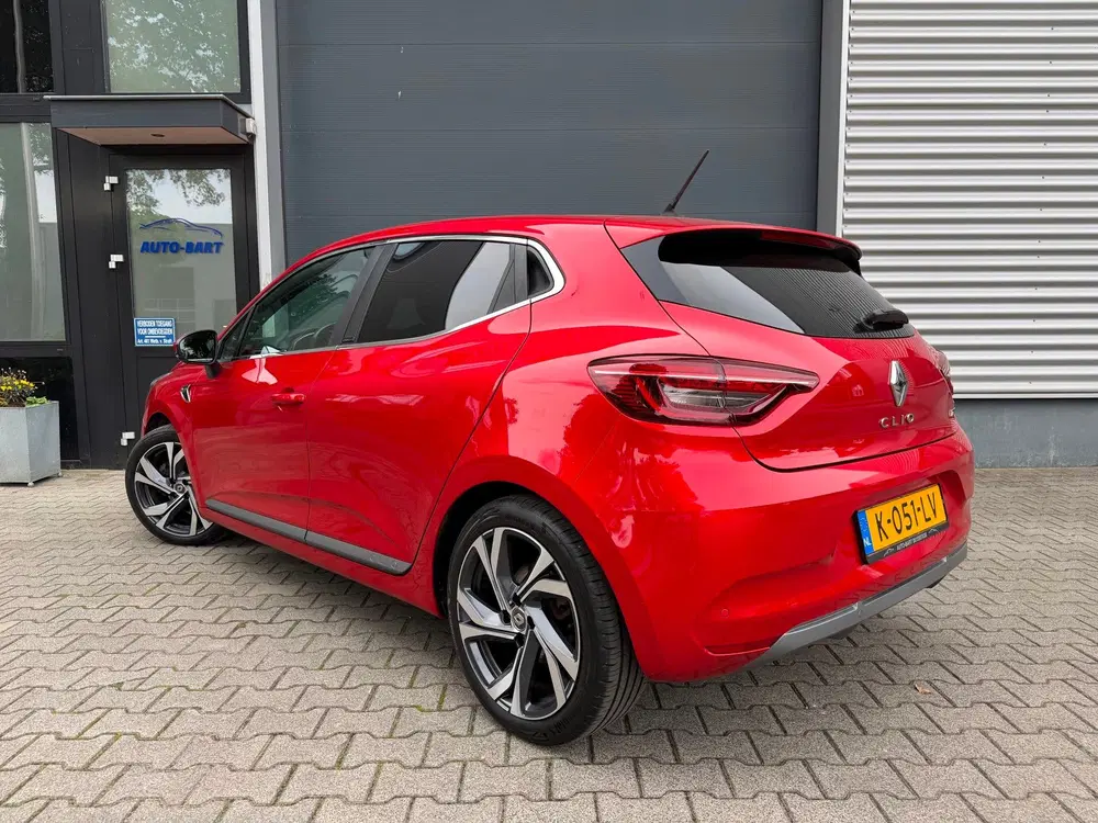 Renault Clio 1.6 E-Tech Hybrid 140 R.S. Line uit 2021, foto 4