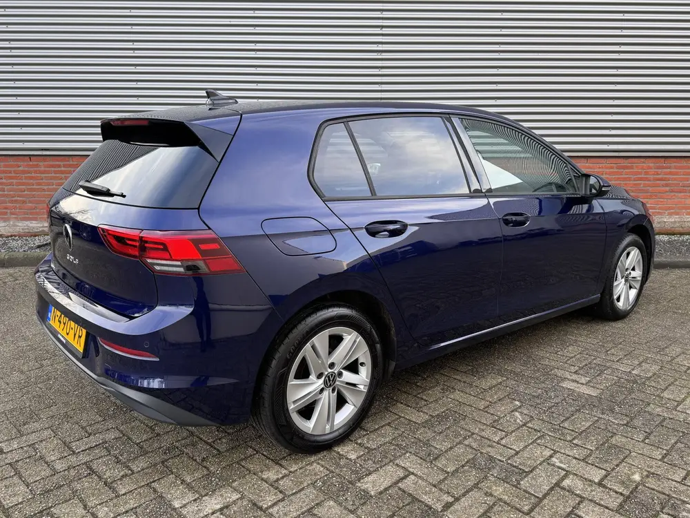 Volkswagen Golf 1.5 TSI Life | Camera | Lounge Pakket | Extr uit 2022, foto 2