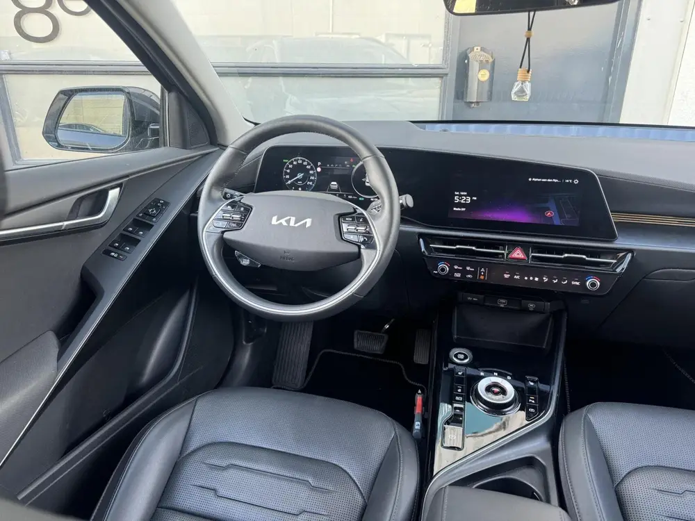 Kia Niro 1.6 GDi Hybrid DynamicPlusLine Schuifdak uit 2024, foto 12
