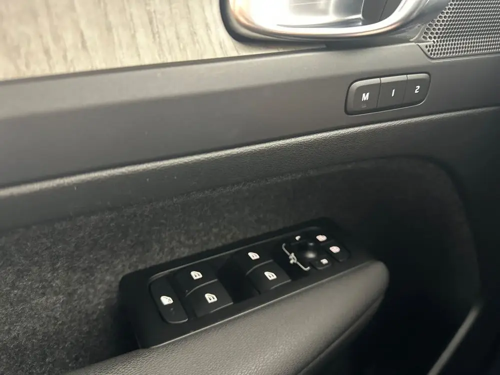 Volvo XC40 T4 211PK Recharge Inscription uit 2022, foto 9