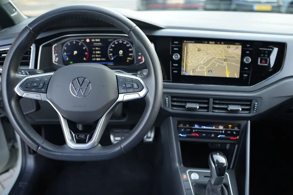Volkswagen Taigo 1.0 TSI 2x R-Line DSG Ascot Pano Black Styl uit 2022, foto 7