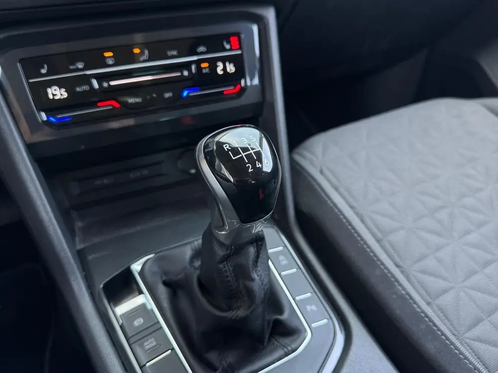 Volkswagen Tiguan 1.5 TSI Life | Adaptive cruise | Carplay | uit 2021, foto 20