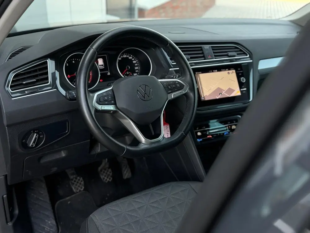 Volkswagen Tiguan 1.5 TSI Life | Adaptive cruise | Carplay | uit 2021, foto 7