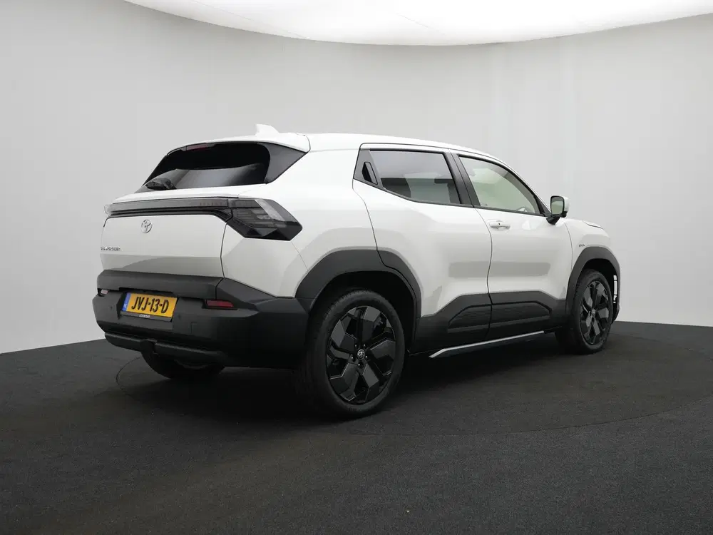 Toyota Urban Cruiser Executive 61 kWh uit 2026, foto 5
