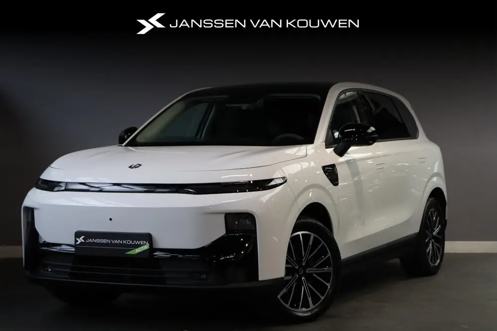 Leapmotor B10 Design ProMax 67.1 kWh / Panoramadak / Leder / uit 2026