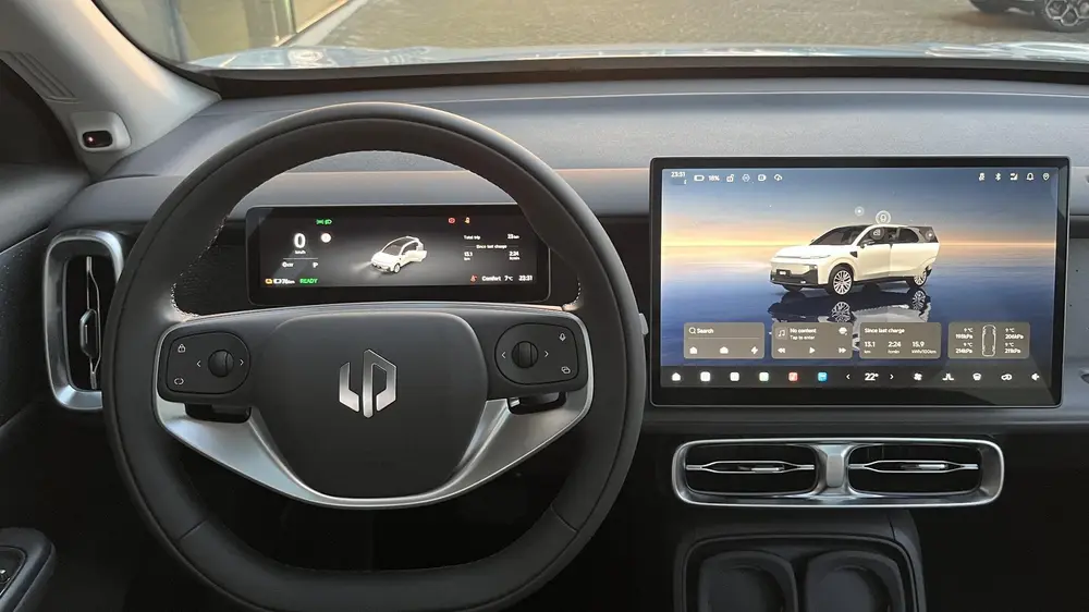 Leapmotor B10 Design ProMax 67.1 kWh / Panoramadak / Leder / uit 2026, foto 12
