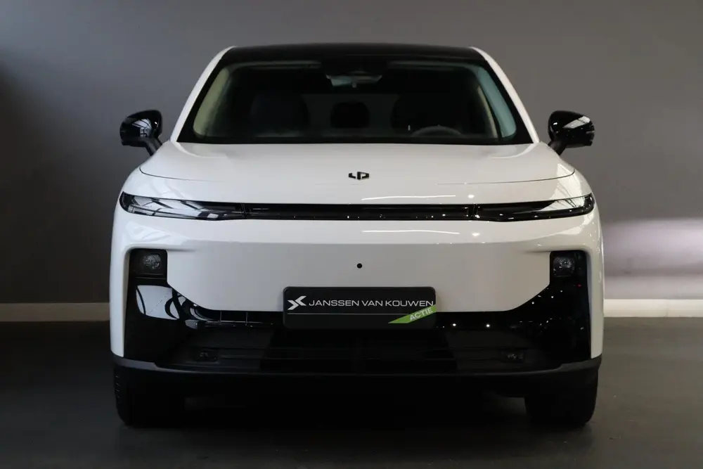 Leapmotor B10 Design ProMax 67.1 kWh / Panoramadak / Leder / uit 2026, foto 3