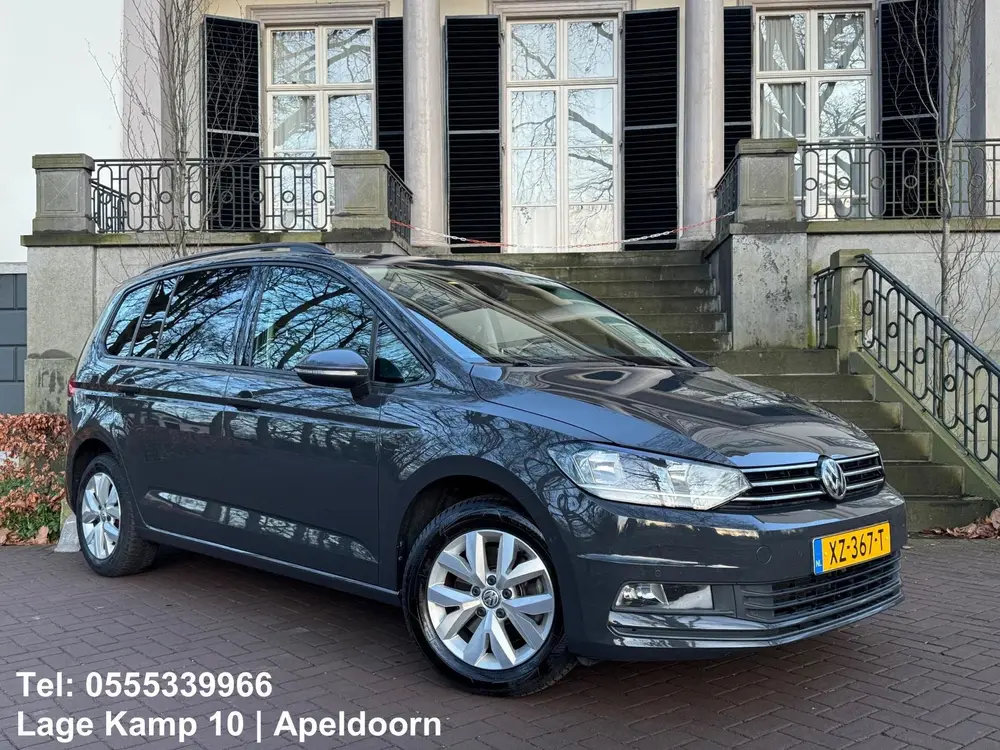 Volkswagen Touran 1.5 TSI Comfortline Dsg Navi Camera Climat uit 2019