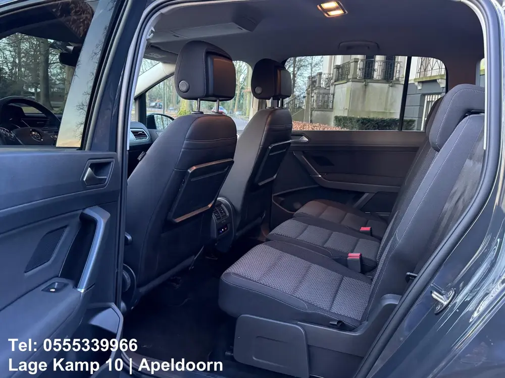 Volkswagen Touran 1.5 TSI Comfortline Dsg Navi Camera Climat uit 2019, foto 13