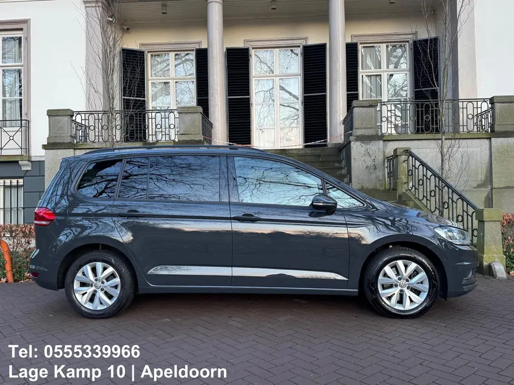 Volkswagen Touran 1.5 TSI Comfortline Dsg Navi Camera Climat uit 2019, foto 3