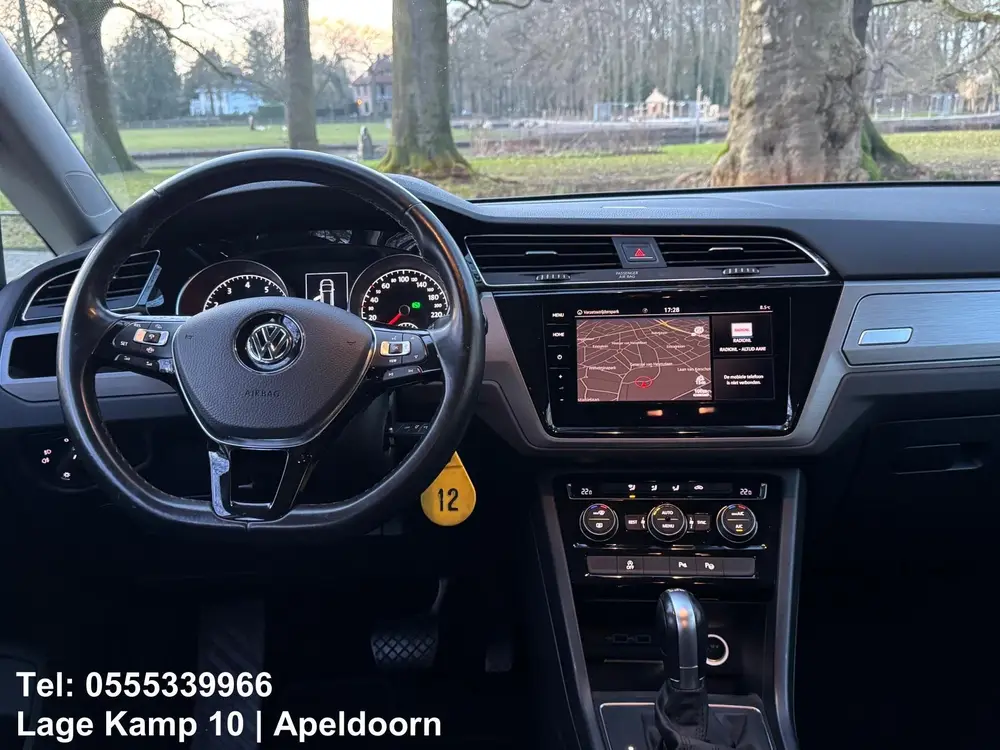 Volkswagen Touran 1.5 TSI Comfortline Dsg Navi Camera Climat uit 2019, foto 8