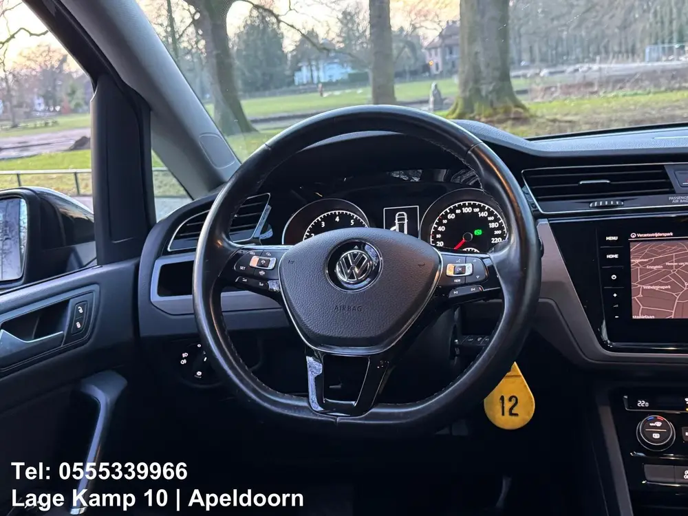 Volkswagen Touran 1.5 TSI Comfortline Dsg Navi Camera Climat uit 2019, foto 9