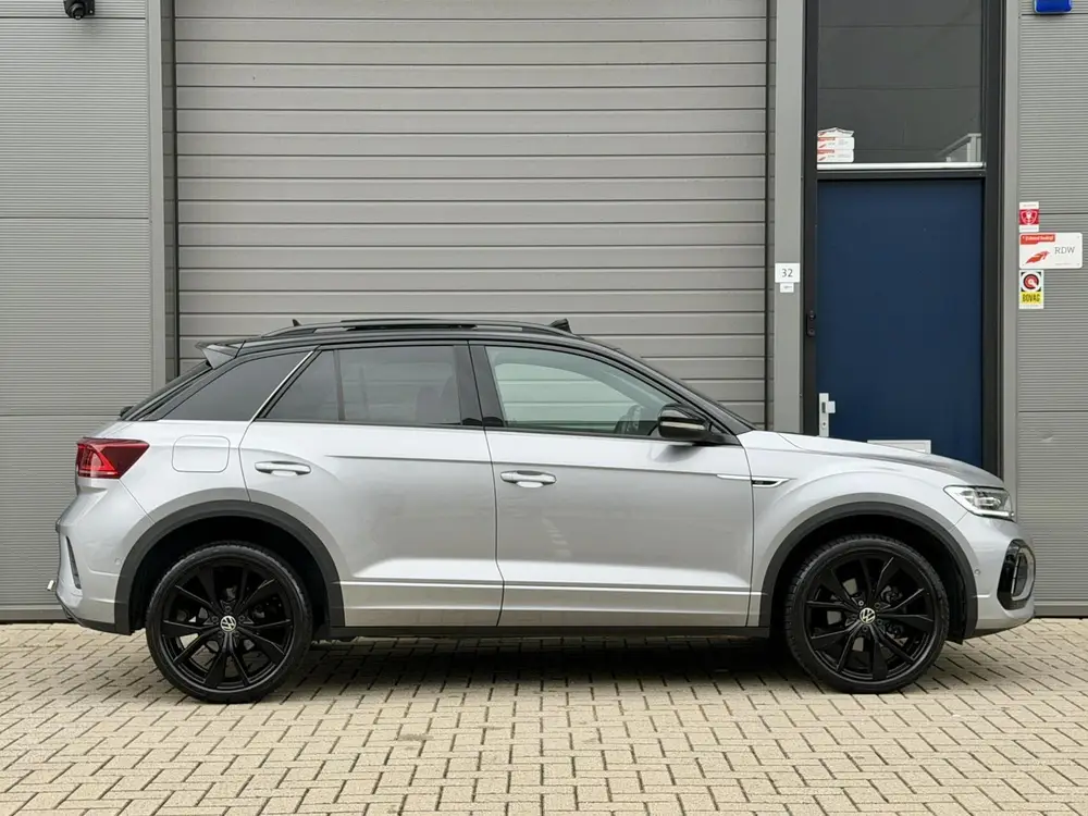 Volkswagen T-Roc 1.5 TSI R-Line DSG |Pano|Camera|Keyless|I.Q uit 2022, foto 13