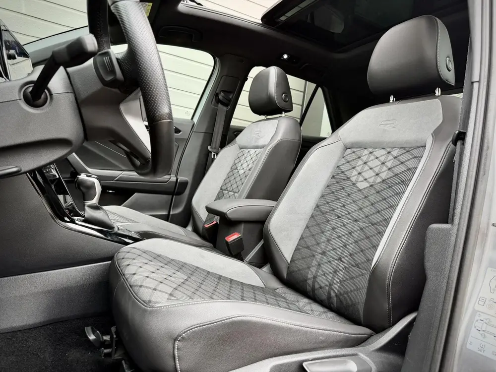 Volkswagen T-Roc 1.5 TSI R-Line DSG |Pano|Camera|Keyless|I.Q uit 2022, foto 7