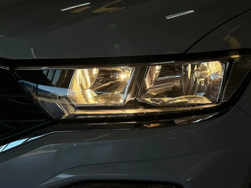 Volkswagen T-Roc 1.5 TSI Sport - Uitstekend onderhouden uit 2021, foto 18
