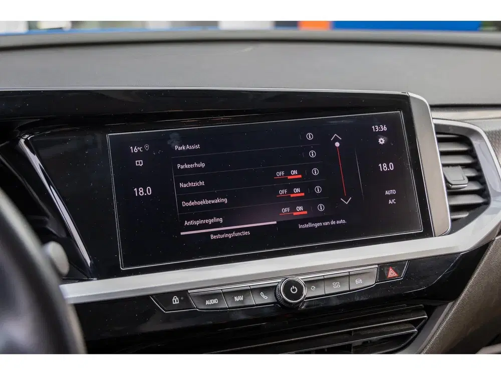 Opel Grandland 1.6 Turbo Plug-In Hybrid Ultimate uit 2022, foto 20