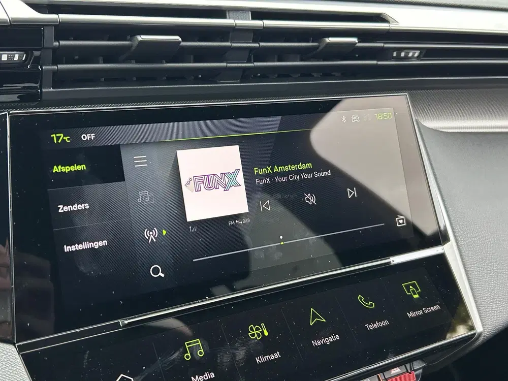 Peugeot 308 1.2 Mild Hybrid 145 e-DCS6 GT uit 2025, foto 16