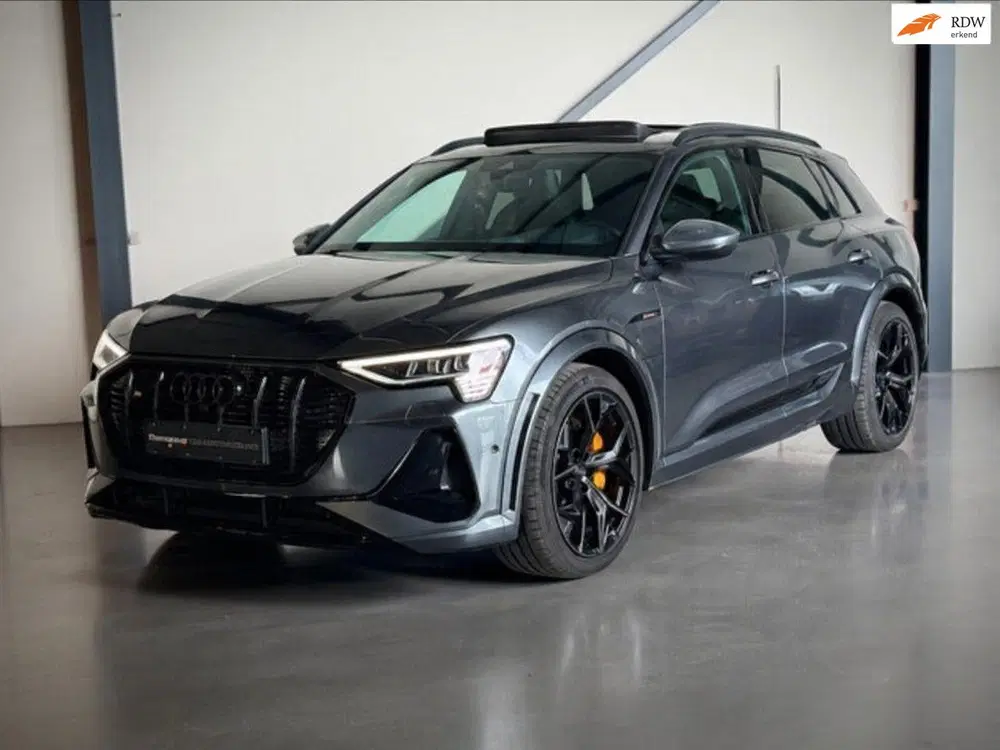 Audi e-tron S 503pk uit 2022