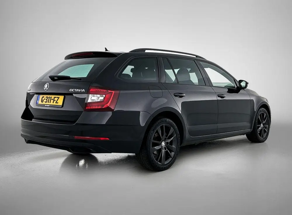 Skoda Octavia 1.0 TSI Greentech Sport Business uit 2019, foto 4