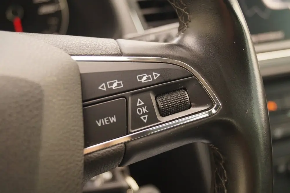 SEAT Leon ST 1.6 TDI 115pk Style -NAVI-ECC-PDC- (bj 2019) uit 2019, foto 18