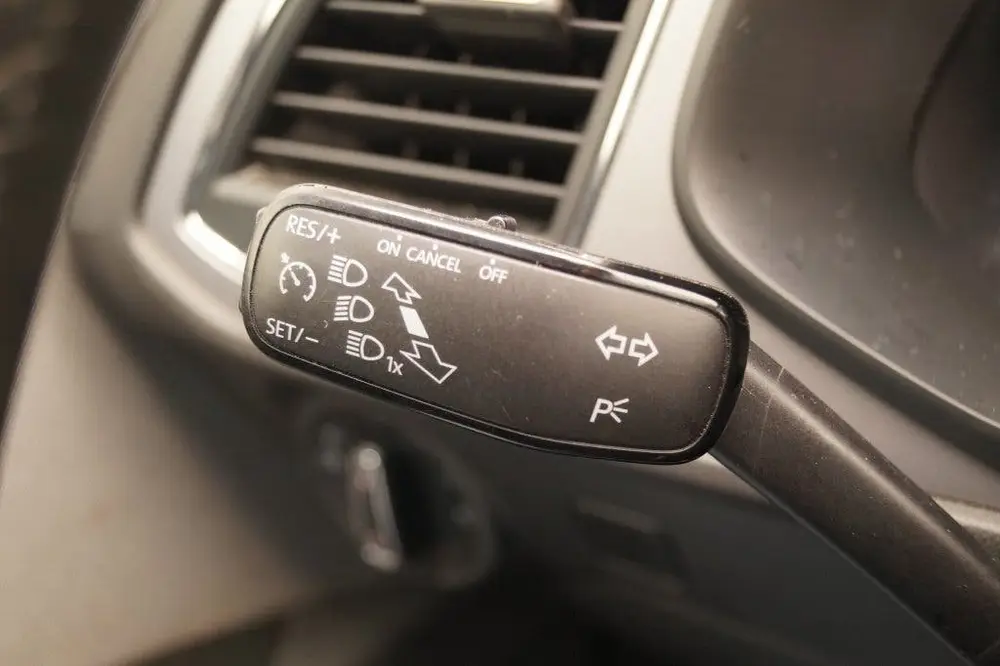 SEAT Leon ST 1.6 TDI 115pk Style -NAVI-ECC-PDC- (bj 2019) uit 2019, foto 20