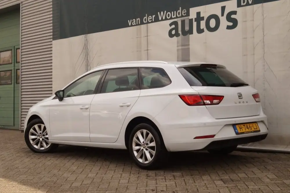 SEAT Leon ST 1.6 TDI 115pk Style -NAVI-ECC-PDC- (bj 2019) uit 2019, foto 5