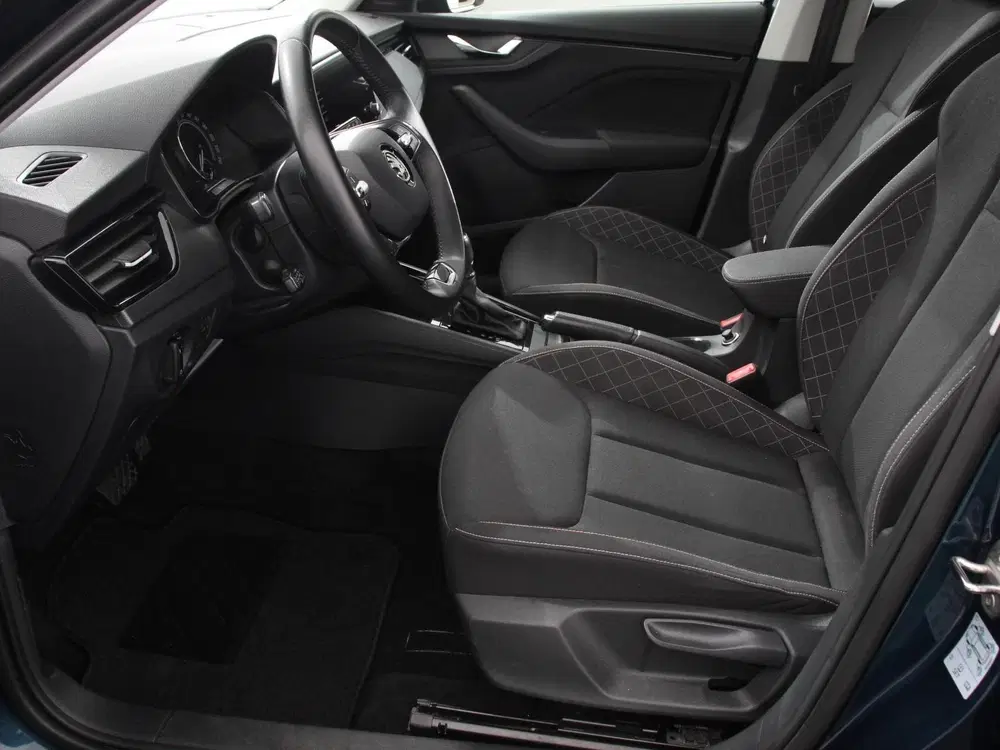 Skoda Kamiq 1.0 TSI 110pk DSG Dynamic Navigatie Apple uit 2021, foto 8