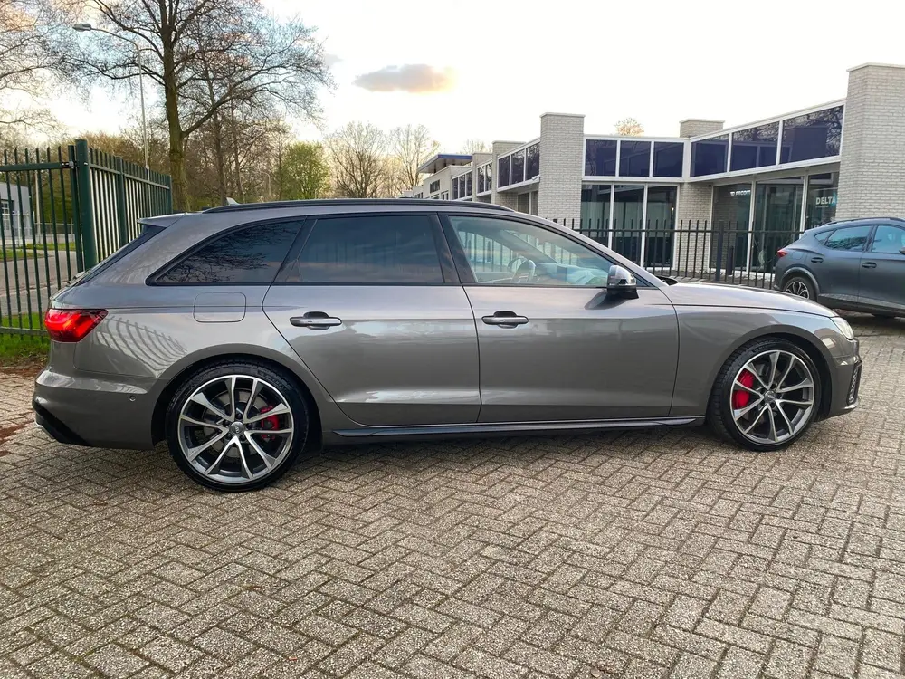Audi A4 45 TFSI S- Line quattro edition one Apple uit 2020, foto 6
