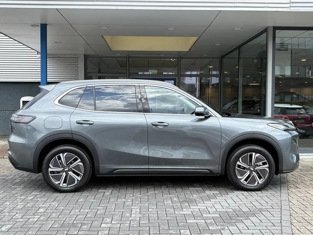 Geely Starray EM-i 1.5 Pro 262 PK uit 2026, foto 4