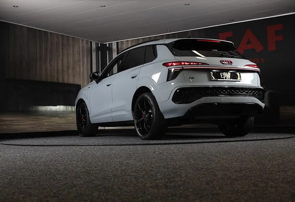 Audi Q3 1.5 200kW e-hybrid S Line / Head Up / Sonos / Memory uit 2025, foto 3
