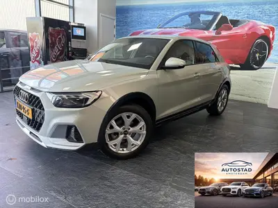 Audi A1 35 TFSI S edition city carver uit 2024