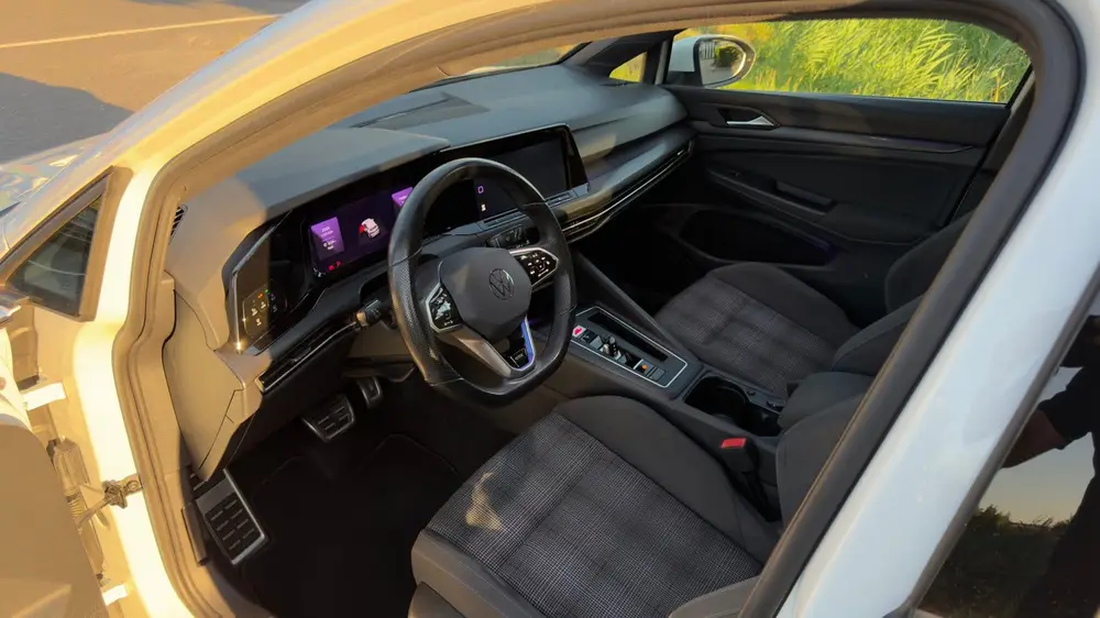 Volkswagen Golf 1.4 Ehybrid 245pk DSG 2021 Wit uit 2021, foto 12