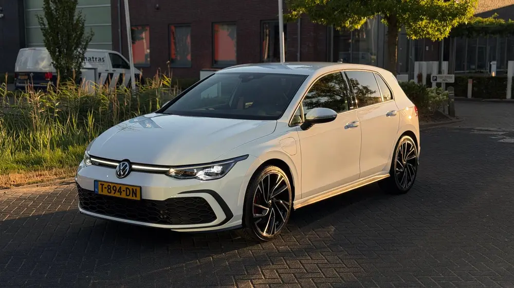 Volkswagen Golf 1.4 Ehybrid 245pk DSG 2021 Wit uit 2021, foto 19