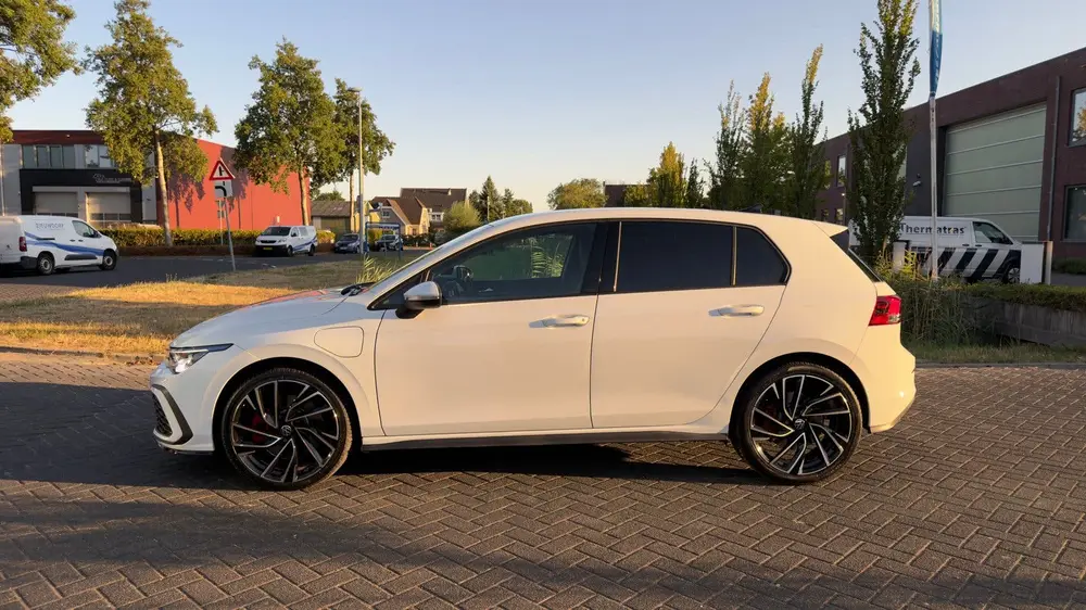 Volkswagen Golf 1.4 Ehybrid 245pk DSG 2021 Wit uit 2021, foto 6