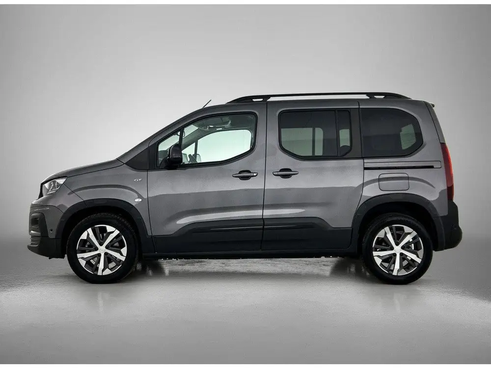 Peugeot Rifter GT 130pk Automaat uit 2022, foto 2