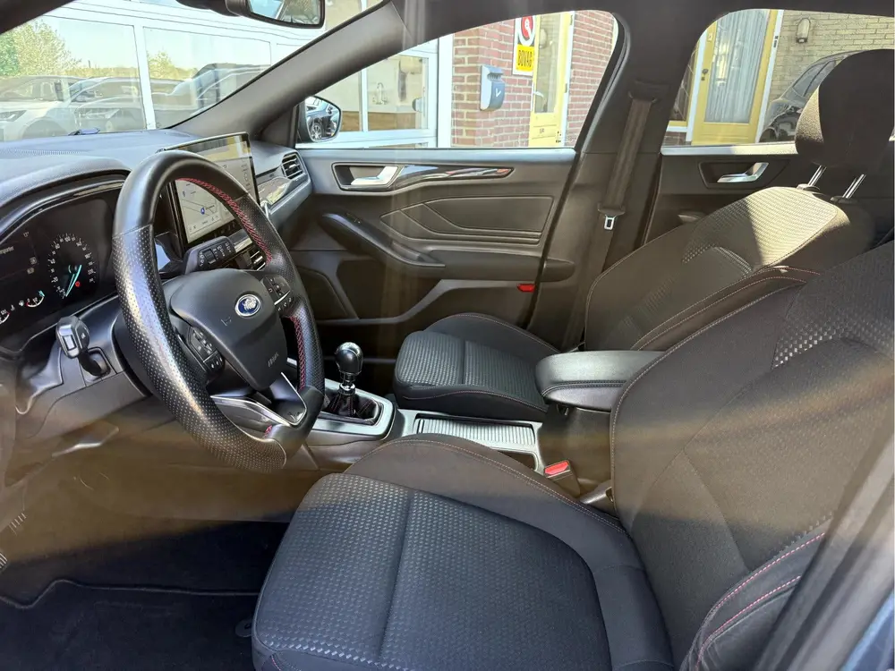 Ford Focus 1.0 EcoBoost Hybrid ST Line Fullmap Naviga uit 2022, foto 4
