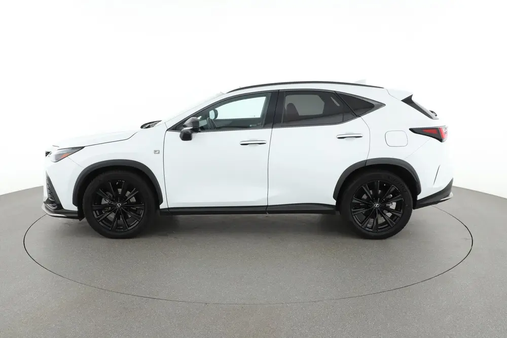 Lexus NX 450h+ AWD Executive Line DC55733 (bj 2022) uit 2022, foto 3