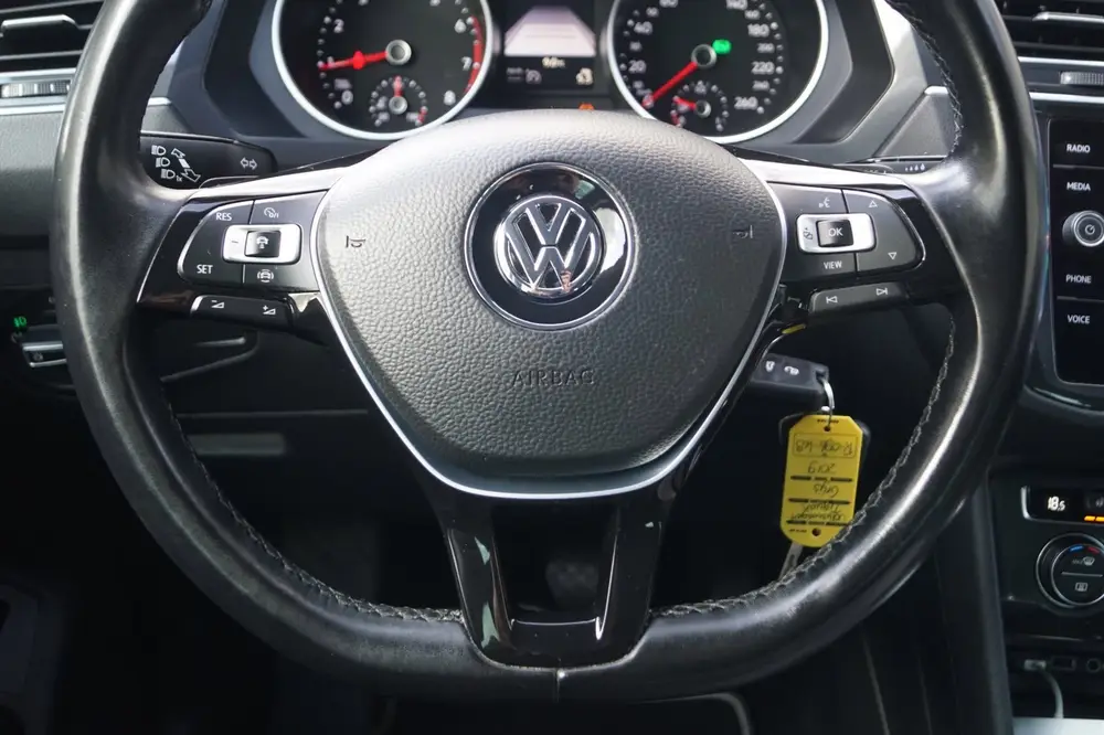 Volkswagen Tiguan 2.0 TSI 4Motion Comfort Line Business Auto uit 2019, foto 20