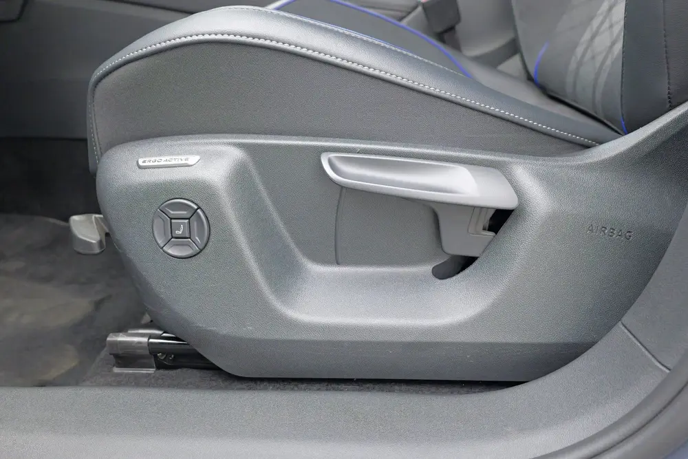 Volkswagen Tayron 1.5 eHybrid R-Line Edition | Matrix LED | uit 2025, foto 18